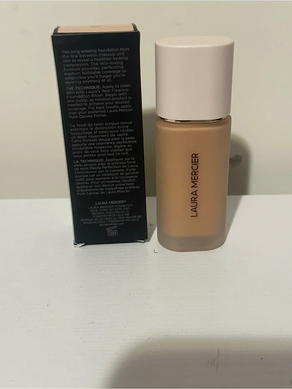 laura mercier Weightless Perfecting Foundation - Beige (Ecru) 2c1
